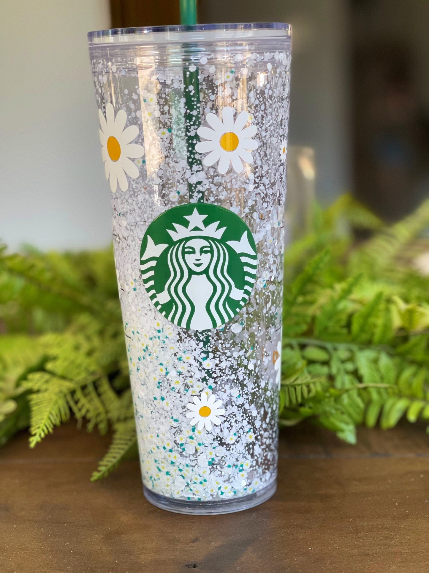 Daisy Snowglobe Tumbler, Snow globe Tumbler, Glitter Tumbler, Double Walled Tumbler, Acrylic Tumbler, Gift